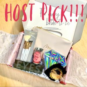 🎈HOST PICK 🎈Miss to Mrs Bridal Box: Makeup Kit